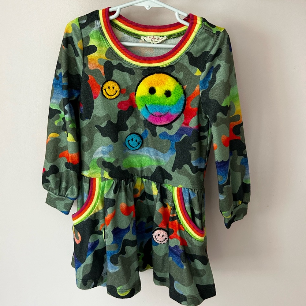 Truly Me by Sara Sara Camo Long Sleeve Smiley Faces Patches Girls Dress - 4T